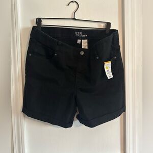 NWT Time & Tru Shorts